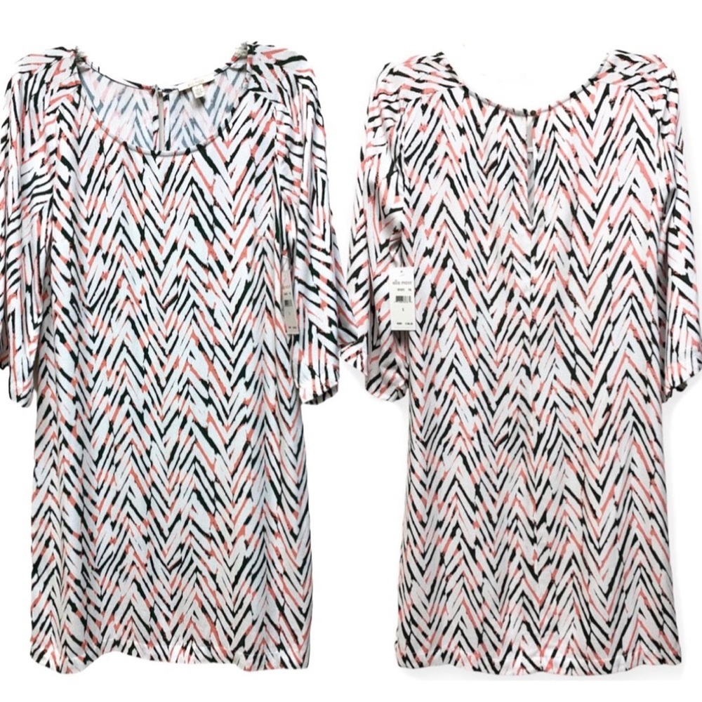 Ella Moss $198 Bell Sleeve Lightweight Keyhole Shift Dress Size Small NWT
